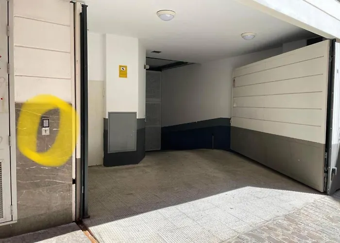 En Casco Historico Con Terraza Comunitaria Y Parking Opcional